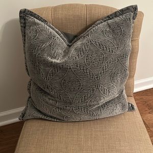 Kirklands accent pillow color blue